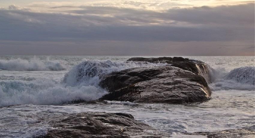 Weather Warning: Strong winds for coastal areas